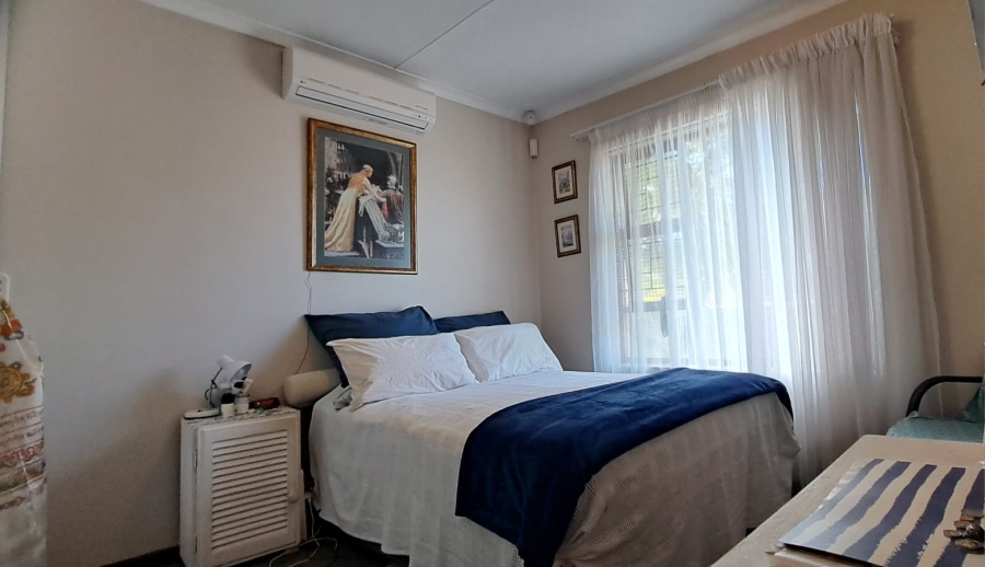 3 Bedroom Property for Sale in Heiderand Western Cape